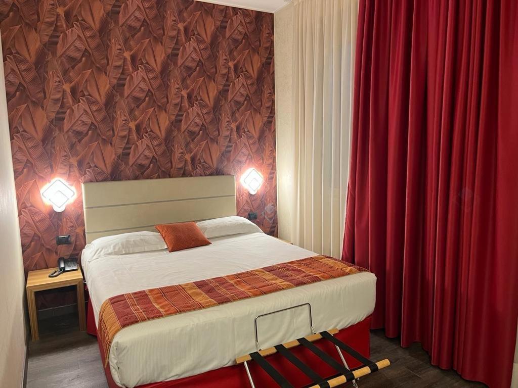 Bis Hotel Varese Exterior foto